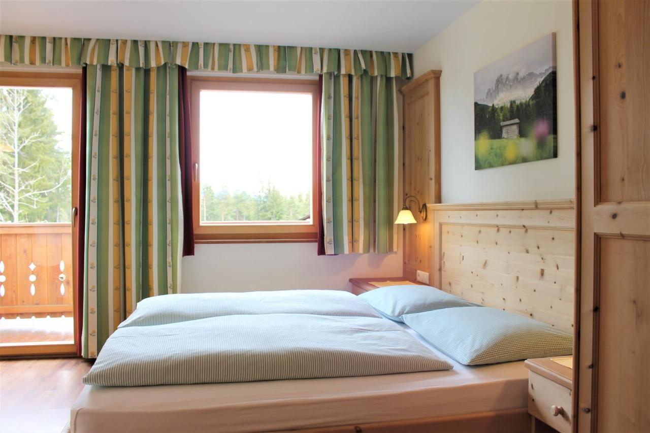 Hotel Landgasthof Laerchenwald Collepietra  Exterior foto